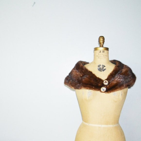 Vintage Real Mink Fur Collar with Button Closure - Picture 2 of 11